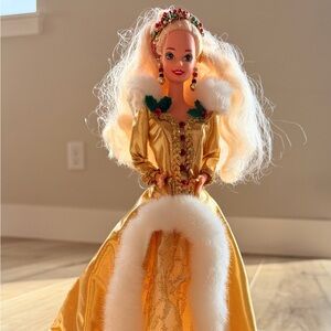 Rare 1994 Happy Holidays Barbie Special Edition